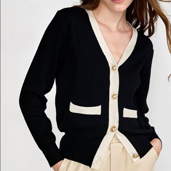 JING Sweaters - J.ING Black Contrast Knitted Cardigan